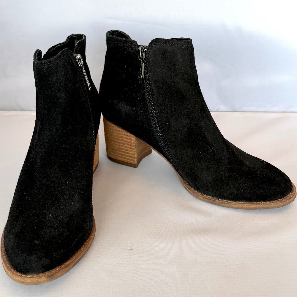 Blondo women’s black waterproof suede ankle booties stacked block heel 9.5